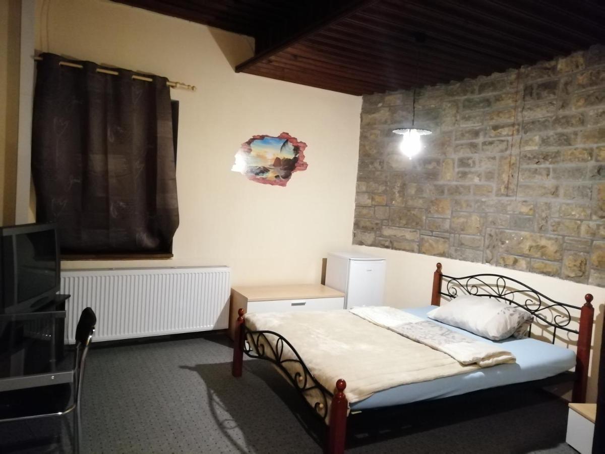 Pension Dingolshausen Екстериор снимка