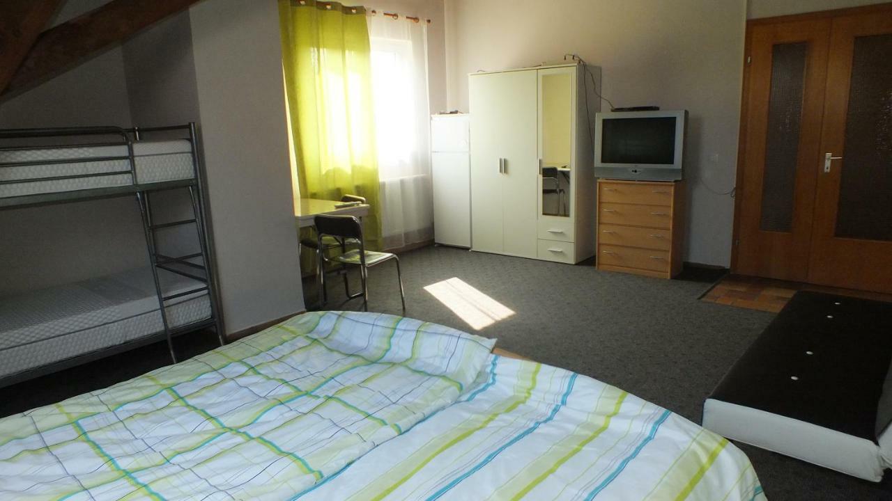 Pension Dingolshausen Екстериор снимка