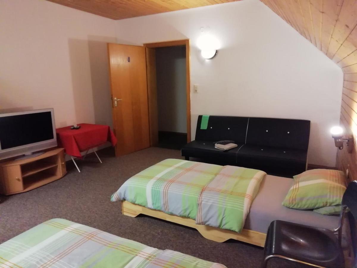 Pension Dingolshausen Екстериор снимка
